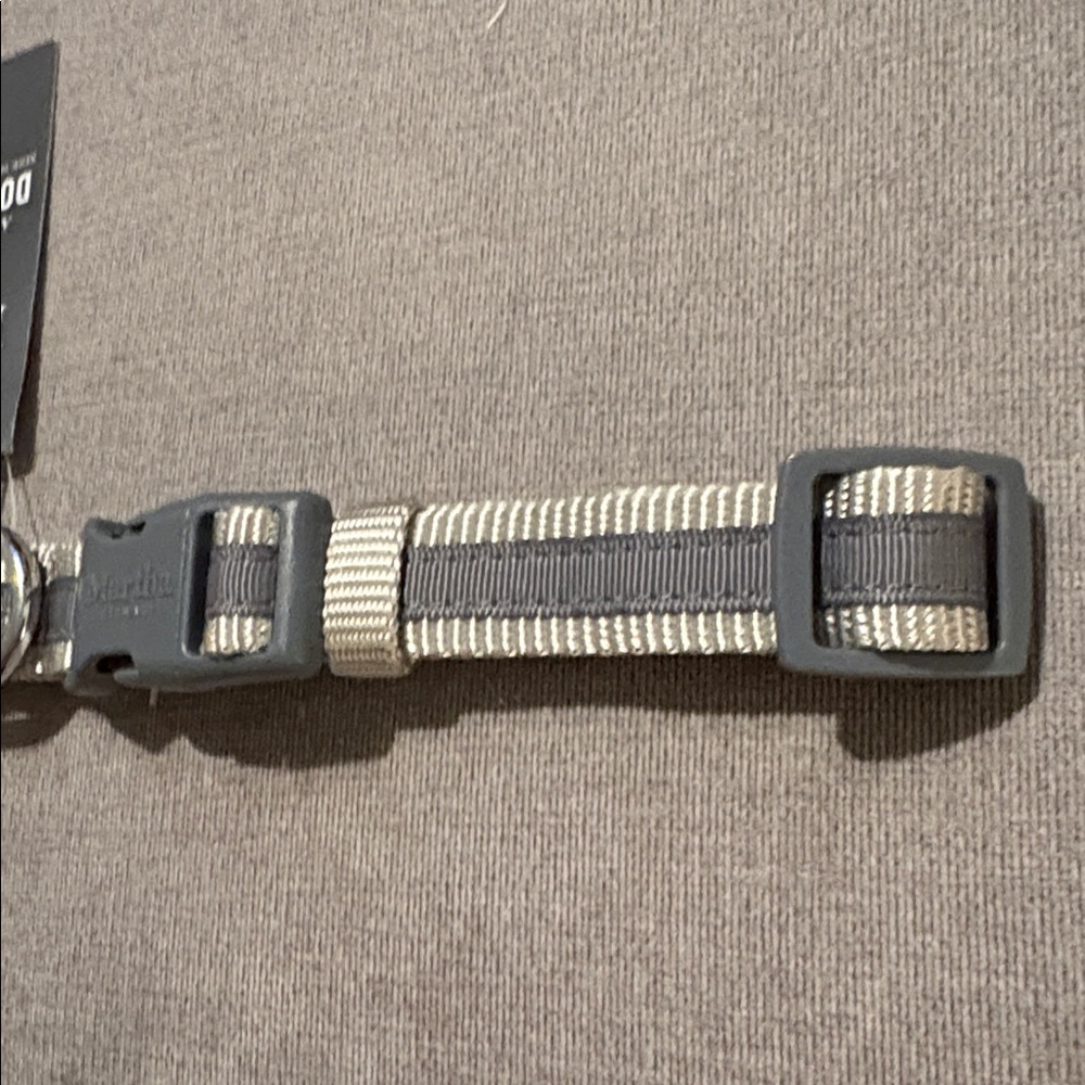 NWT [Martha Stewart] Adjustable Nylon Dog Collar in Bowtie Tan, Multiple Sizes! - Picture 9 of 10